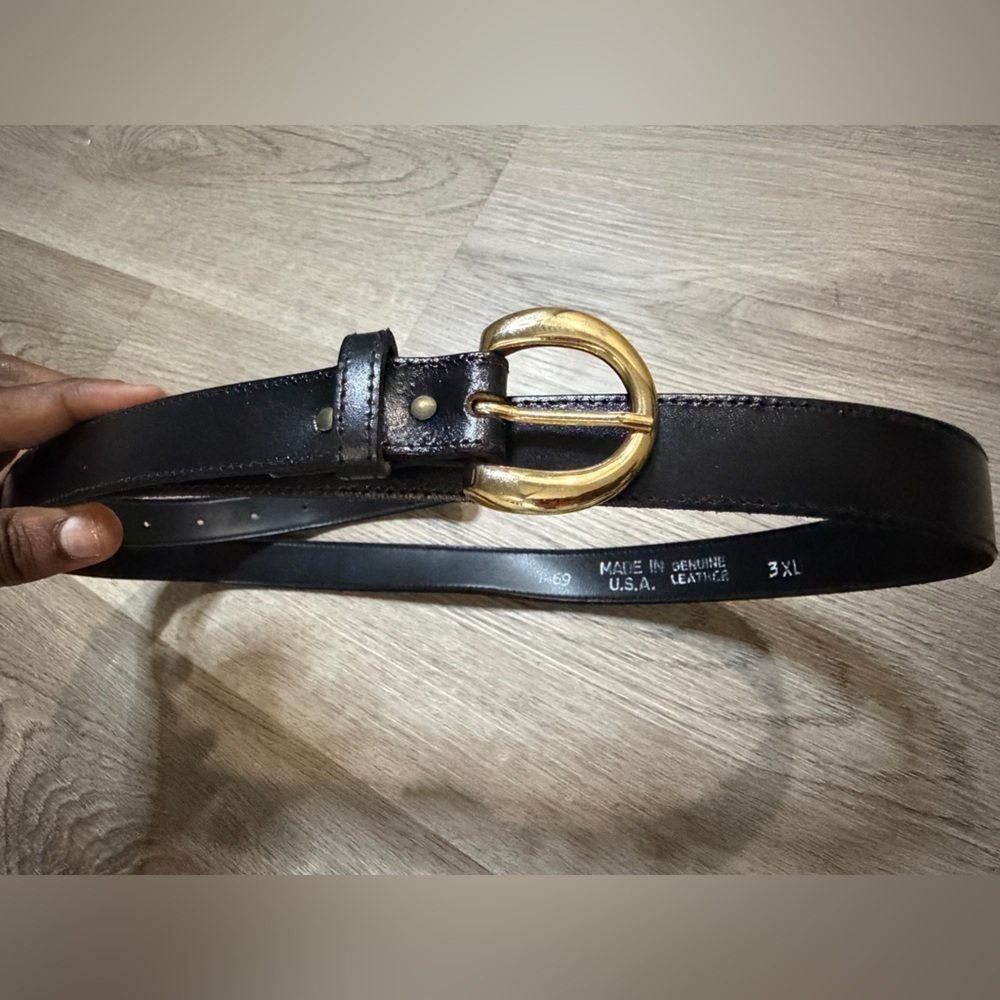 Elegant Black Leather Belt with Gold Buckle